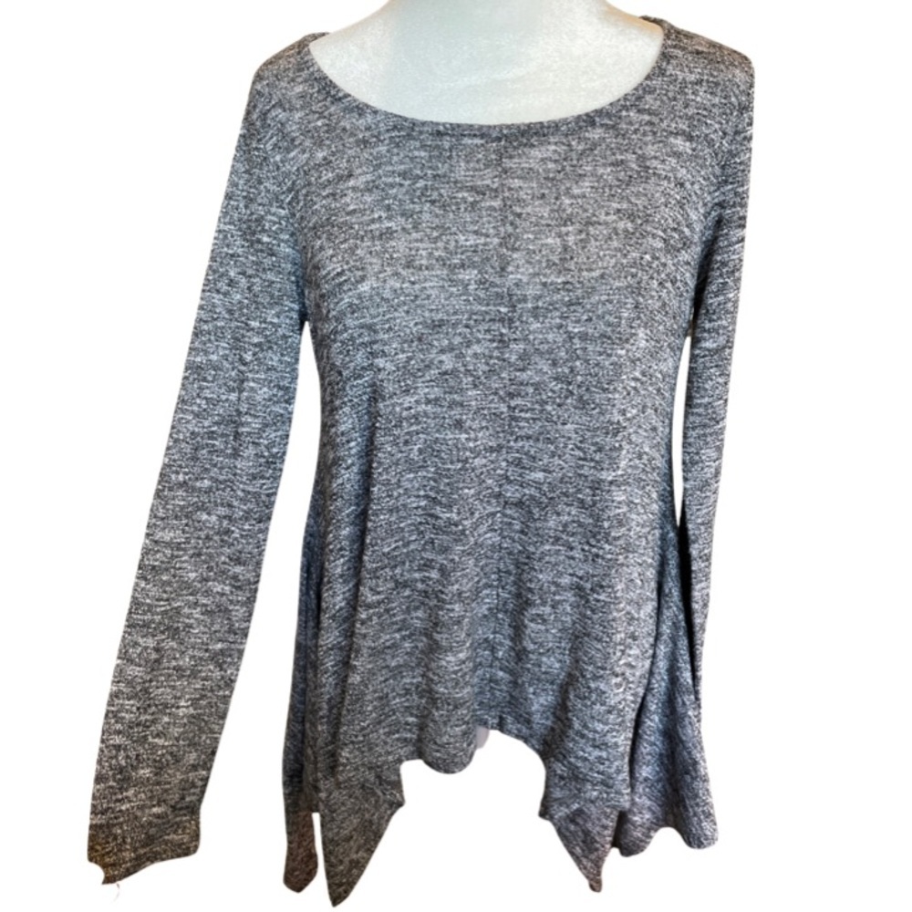A.n.a grey sweater top M